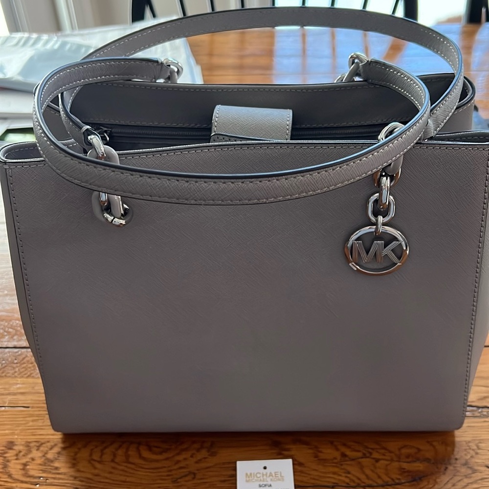 Michael Kors Sofia in Pearl Grey